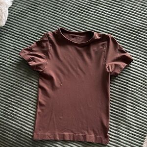 Skims brown tshirt size small. Barely worn